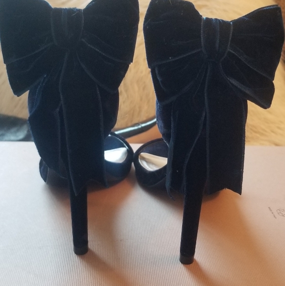 Brand new navy velvet Nudistsong by Stuart Weitzman. - Picture 2 of 5